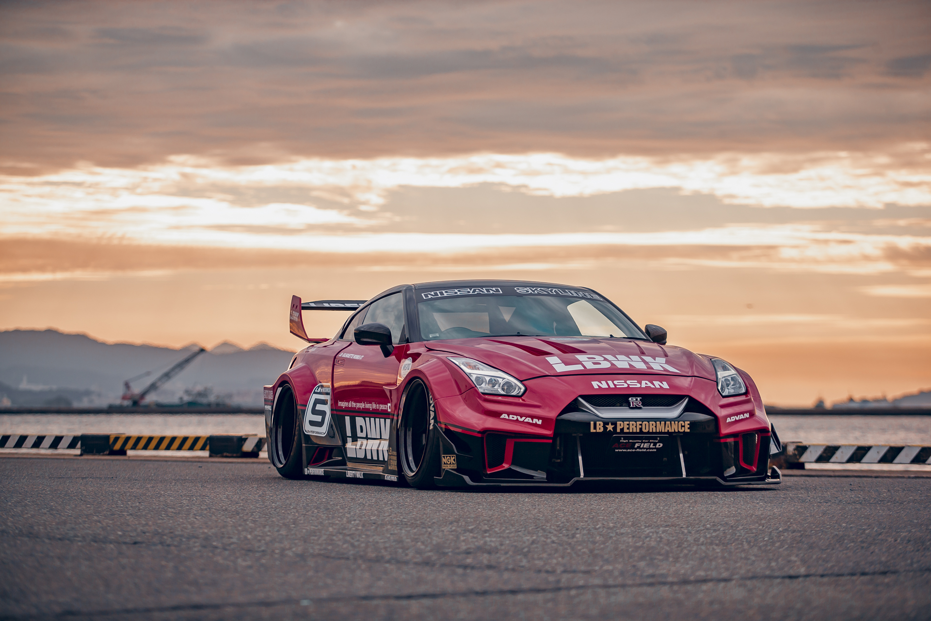 R35 Silhouette LB-WORKS | エースフィールド